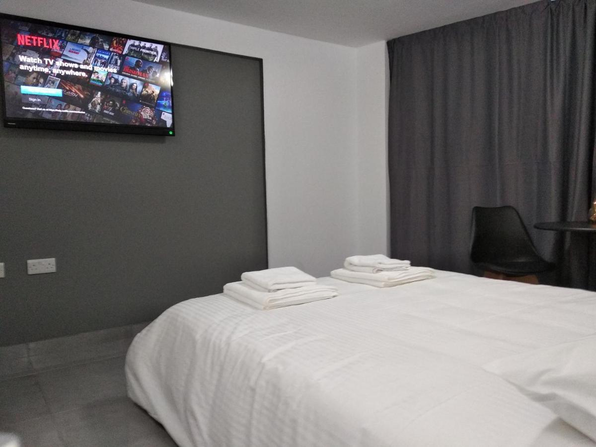 Cozy Place In The Heart Of Harbor Paphos Exterior photo